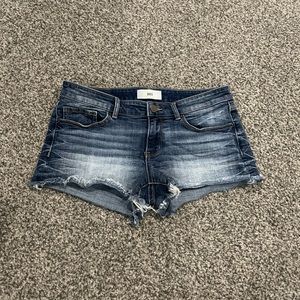 Womens Size 29 BKE cutoff shorts